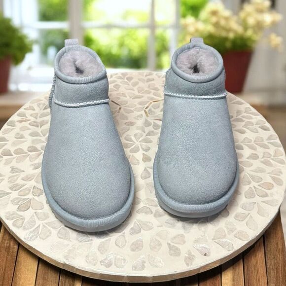 UGG Classic Ultra Mini Boots Sea Foam Suede Sheepskin Shearling Fur Lined Size 6 - Picture 3 of 11
